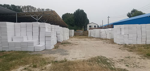 如何對擠塑板進行現場的施工操作呢？